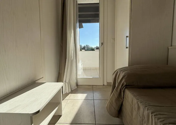 Διαμέρισμα Modern In A With Pool *