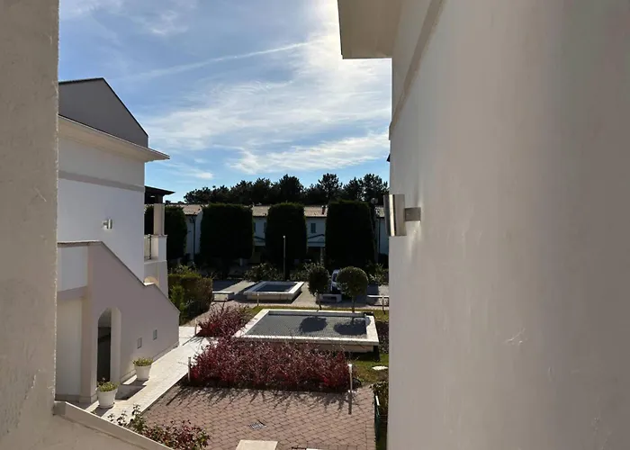 Modern In A With Pool *