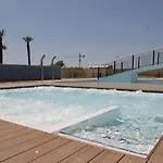 Modern In A With Pool Бібіоне