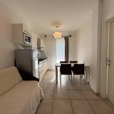 Апартаменты Modern In A With Pool